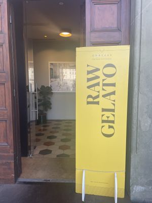 Entrance  at Cortese Café 900 in Florence