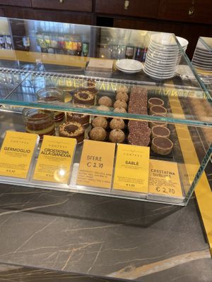 Selection   at Cortese Café 900 in Florence