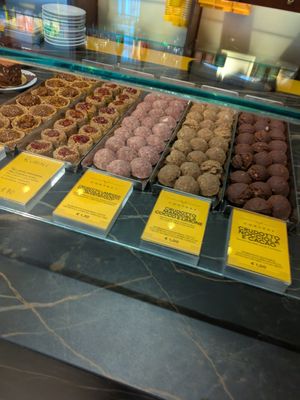  at Cortese Café 900 in Florence