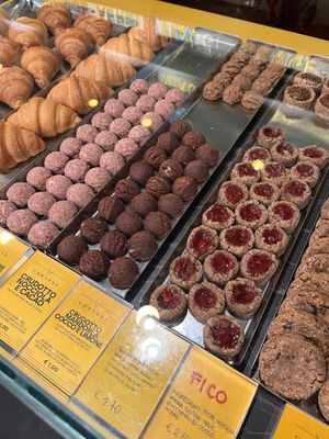  at Cortese Café 900 in Florence