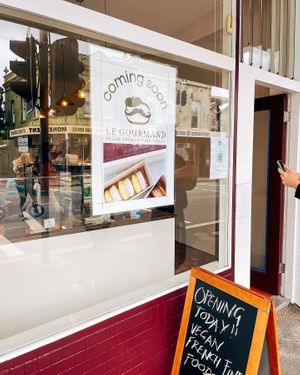 Front entrance at Le Gourmand in Newtown