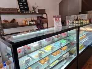  at Le Gourmand in Newtown