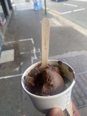 Chocolate ice creamm #Veganuary at Le Gourmand in Newtown