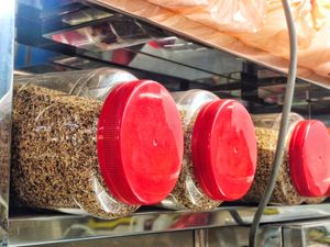 Roasted sesame at Xiang Ji Gao Dian - 香記糕點 in Central Singapore