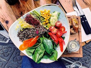 salad at Panorama in Barcelona