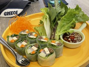 Poh piah sod, 118 baht  at Khun Churn in White in Bangkok