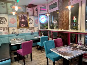 inside at Wonder Waffel - Hohenstaufenring in Cologne