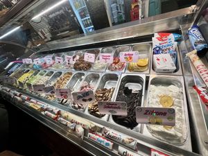 ice cream at Wonder Waffel - Hohenstaufenring in Cologne