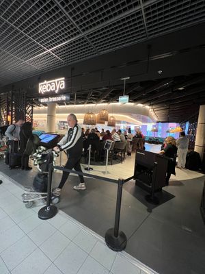Exterior with wide isles for the baggage cart at AMS - Kebaya in Amsterdam