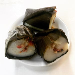 Bánh giò (fécule de maïs, xá xíu, carotte, jicama, champignon oreille de Judas, sel, poivre, sucre)
 at Mangala in Montreal