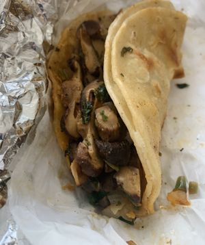 Shiitake Taco at Sky's Tacos in Los Angeles