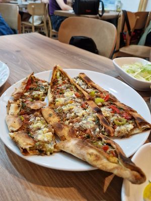 Pide at Vegan Masa in Istanbul