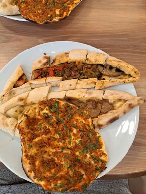 Vegan mixed plate at Vegan Masa in Istanbul