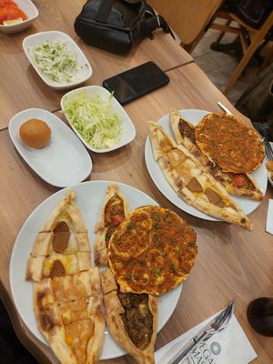 Shared platter for two at Vegan Masa in Istanbul