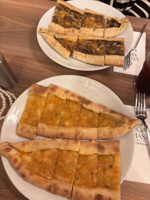 Pide   at Vegan Masa in Istanbul
