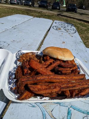 Memphis Platter at Imagine Vegan Cafe in Memphis
