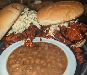 BBQ sandwich platter at Imagine Vegan Cafe in Memphis