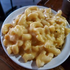 Mac at Imagine Vegan Cafe in Memphis