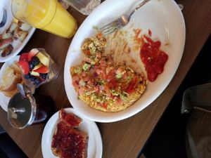 vegan angel, tofu Veggie sausage scramble  at Millie's Cafe in Los Angeles