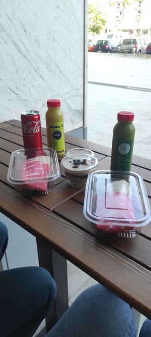 (cola was from another place)) at Zdrawi Kolači - Vašingtona in Podgorica