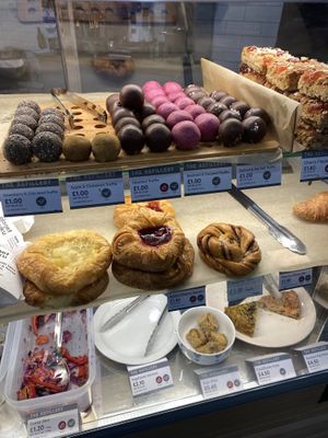 Sweet  at The Refillery - Waverley  in Edinburgh