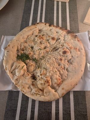 Vegan garlic naan at The Darjeeling in Bromley