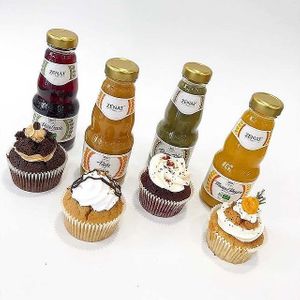 Fruit juice and cupcakes. at Cloud Cakes -  Notre Dame de Lorette in Paris