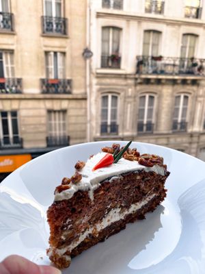 Carrot cake #Veganuary at Cloud Cakes -  Notre Dame de Lorette in Paris