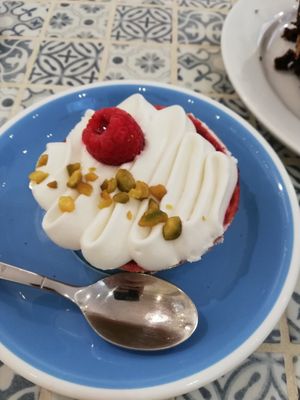  at Cloud Cakes -  Notre Dame de Lorette in Paris