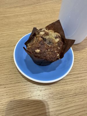 Banana choc muffin   at Cloud Cakes -  Notre Dame de Lorette in Paris