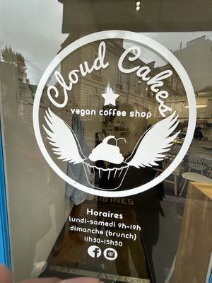   at Cloud Cakes -  Notre Dame de Lorette in Paris