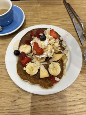   at Cloud Cakes -  Notre Dame de Lorette in Paris