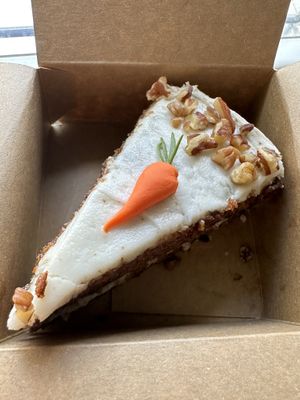 I was craving for a carrot cake for a long time and found this shop that sells a good carrot cake. I was so happy.   at Cloud Cakes -  Notre Dame de Lorette in Paris