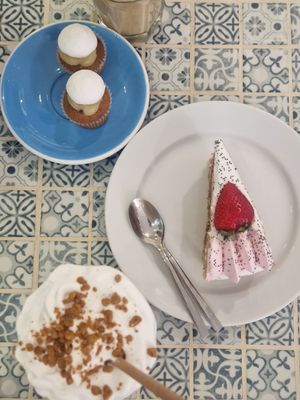  at Cloud Cakes -  Notre Dame de Lorette in Paris