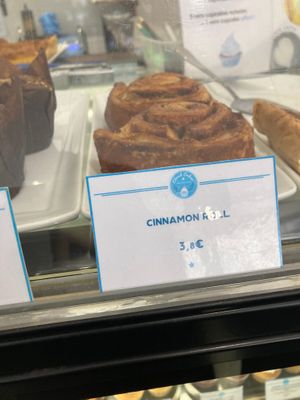  at Cloud Cakes -  Notre Dame de Lorette in Paris