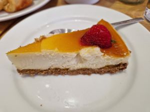  at Cloud Cakes -  Notre Dame de Lorette in Paris