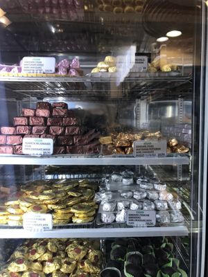 Vegan chocolates at Mpochotis in Corfu