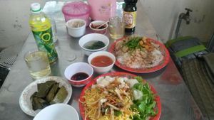food at Tam Thien in Hue
