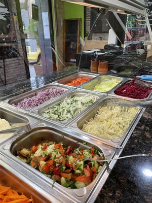 Salat-Theke, alles täglich frisch zubereitet at Yufkam & Co. Spezialitäten in Mannheim