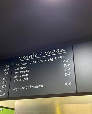 Veganes und vegetarisches Angebot  at Yufkam & Co. Spezialitäten in Mannheim