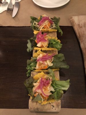 Tacos mit Bohnen-Falafeln at Ngadri in Boquete