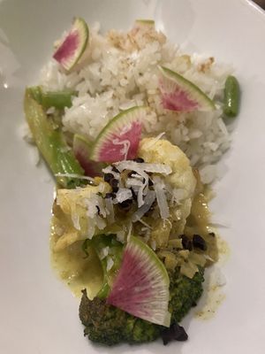 Veg curry + coconut rice  at Ngadri in Boquete