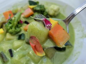 Prettiness on a spoon at Ngadri in Boquete