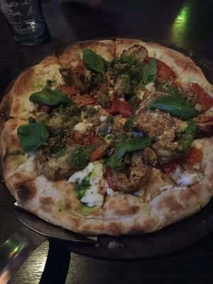 Pizza vegana at Manush in San Carlos De Bariloche