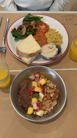 Desayuno Americano and Chia Pudin.  at Gordo Vegano in Buenos Aires