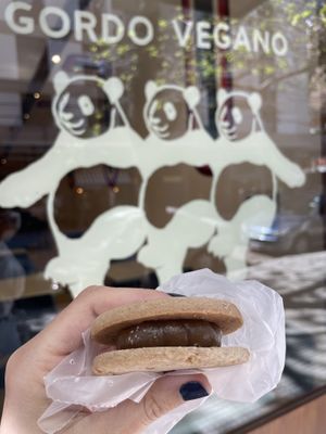 Perfect alfajor dulce de leche  at Gordo Vegano in Buenos Aires