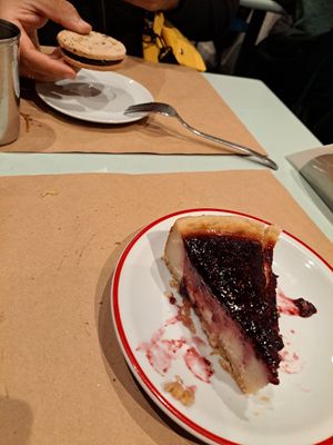 Cheesecake at Gordo Vegano in Buenos Aires