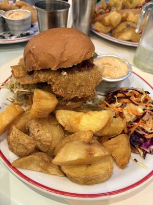 Hamburguesa de Girgolass  at Gordo Vegano in Buenos Aires