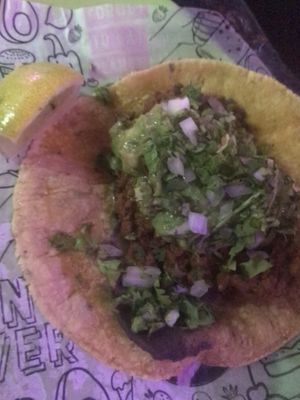 Taco de carne de soja e feijões. Delícia! #Veganuary at Lado V in Buenos Aires