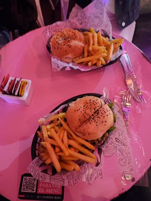  at Lado V in Buenos Aires